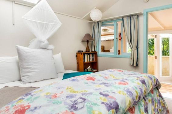 Treetops Bungalow bed